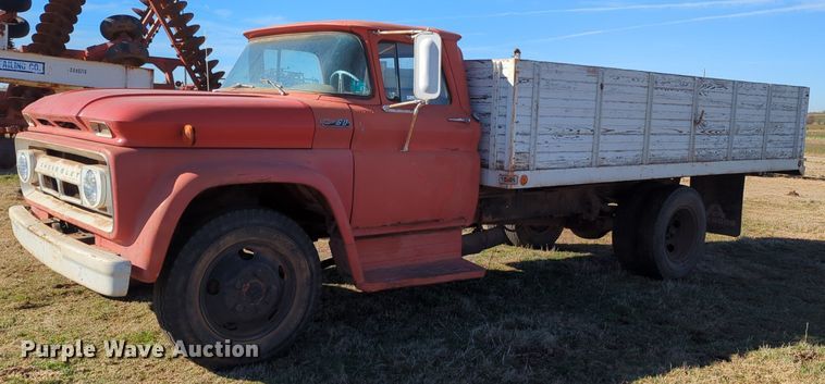 image for item NZ9324 1962 Chevrolet C60 grain truck
