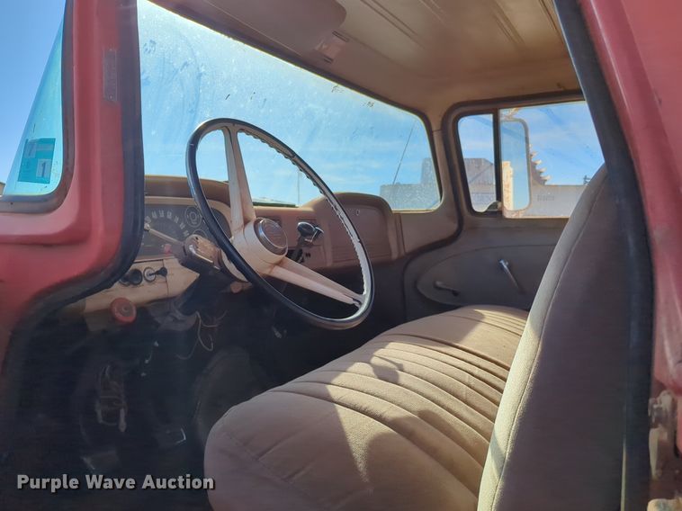 image for item NZ9324 1962 Chevrolet C60 grain truck