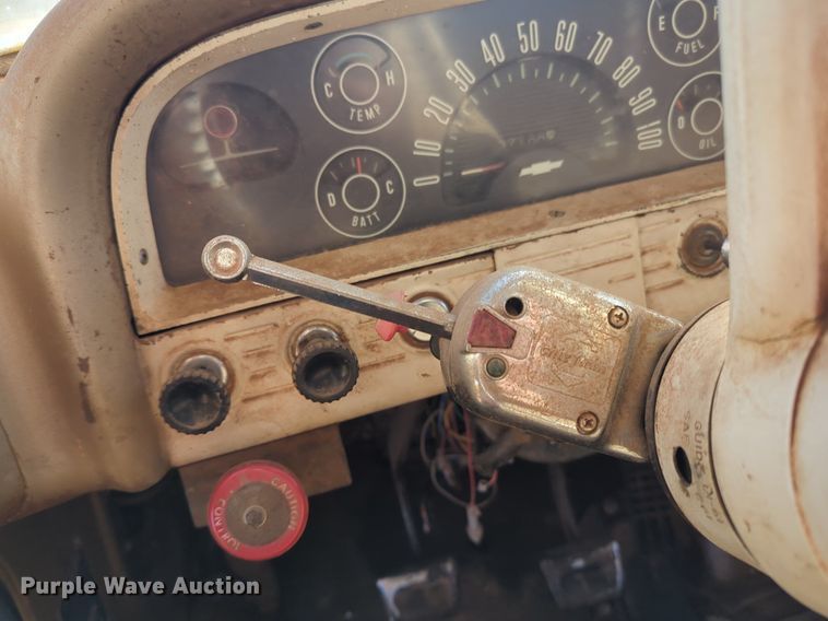 image for item NZ9324 1962 Chevrolet C60 grain truck