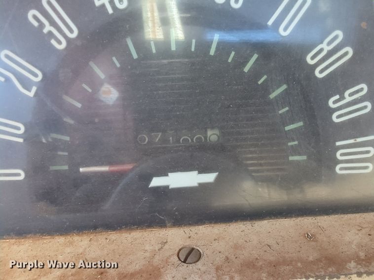 image for item NZ9324 1962 Chevrolet C60 grain truck