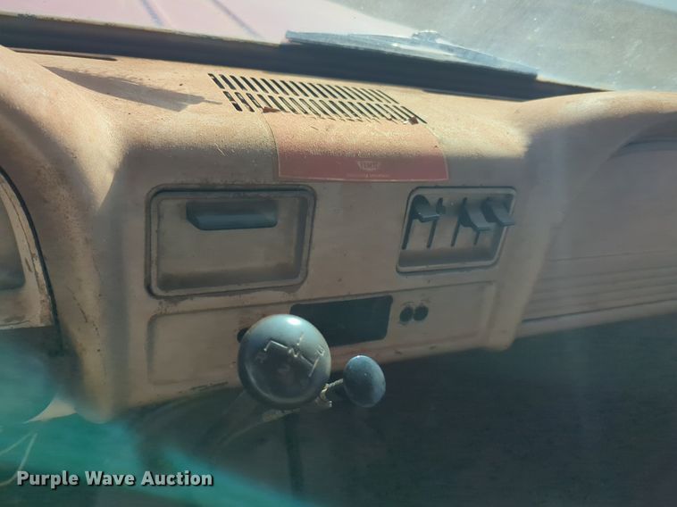 image for item NZ9324 1962 Chevrolet C60 grain truck