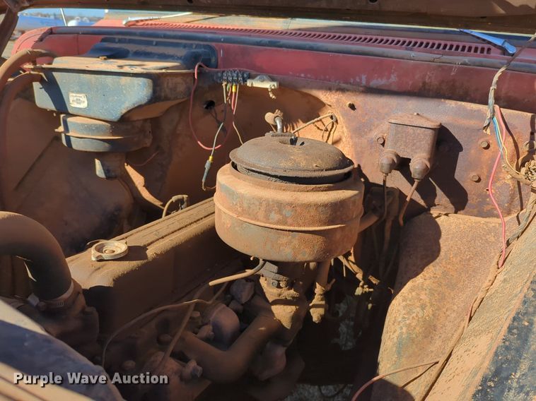 image for item NZ9324 1962 Chevrolet C60 grain truck