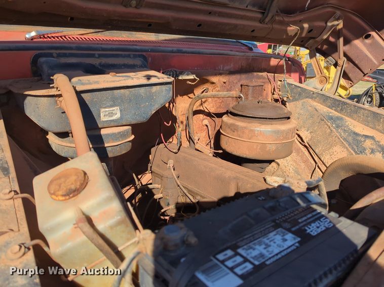 image for item NZ9324 1962 Chevrolet C60 grain truck