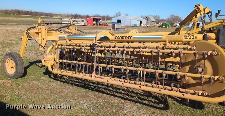 image for item NZ9325 Vermeer R23A hay rake