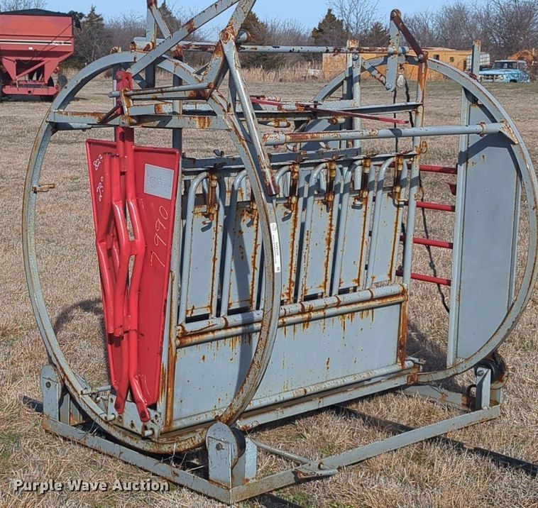 image for item NZ9326 Filson calf table