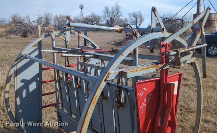 image for item NZ9326 Filson calf table