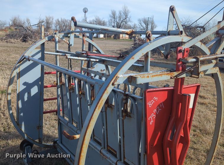 image for item NZ9326 Filson calf table