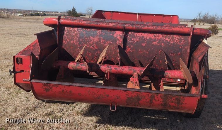 image for item NZ9327 New Holland  514 manure spreader