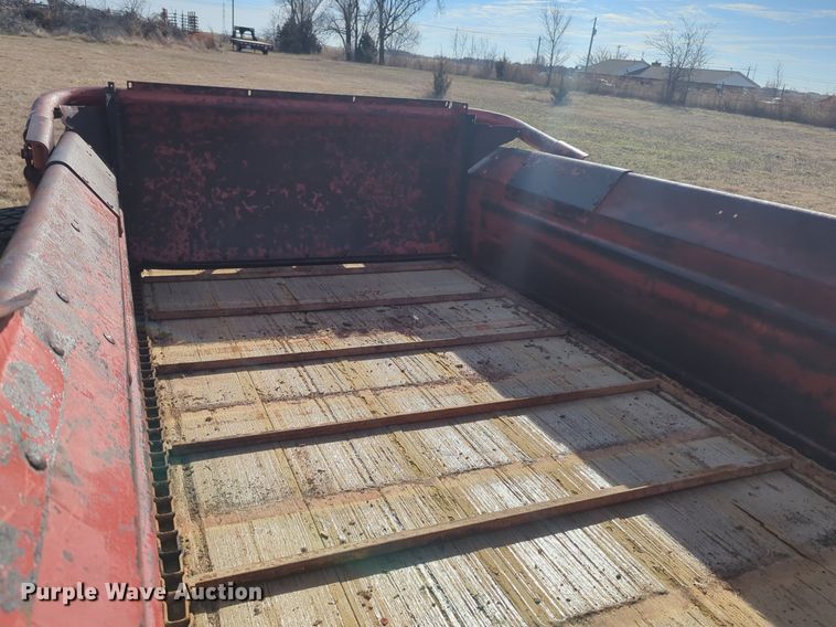 image for item NZ9327 New Holland  514 manure spreader