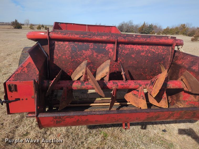 image for item NZ9327 New Holland  514 manure spreader