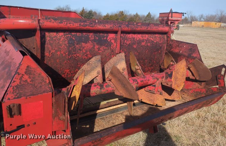 image for item NZ9327 New Holland  514 manure spreader