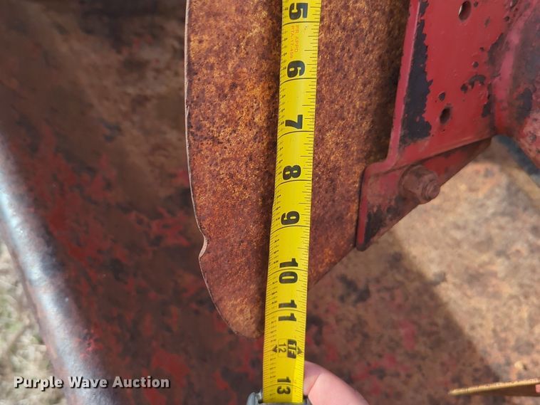 image for item NZ9327 New Holland  514 manure spreader