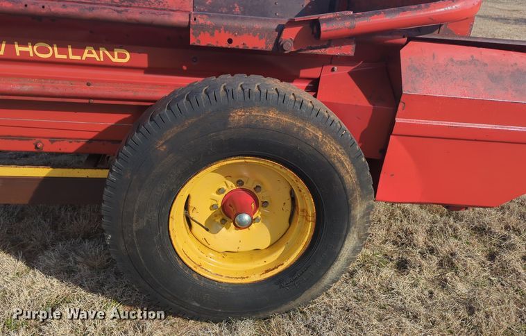 image for item NZ9327 New Holland  514 manure spreader