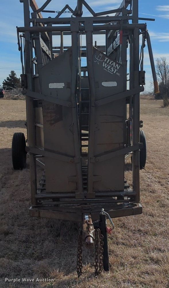 image for item NZ9328 Titan West  corral system