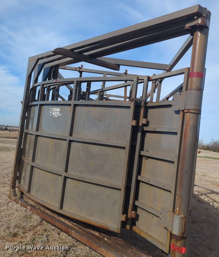 image for item NZ9328 Titan West  corral system