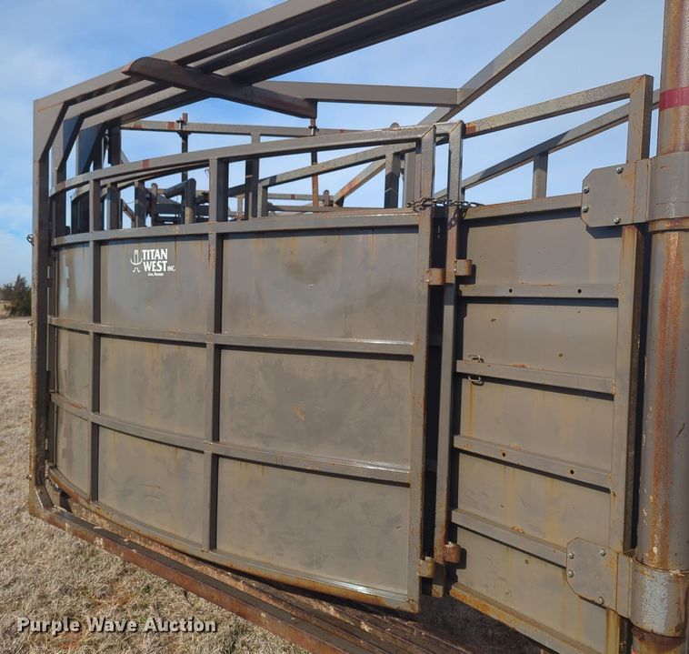 image for item NZ9328 Titan West  corral system