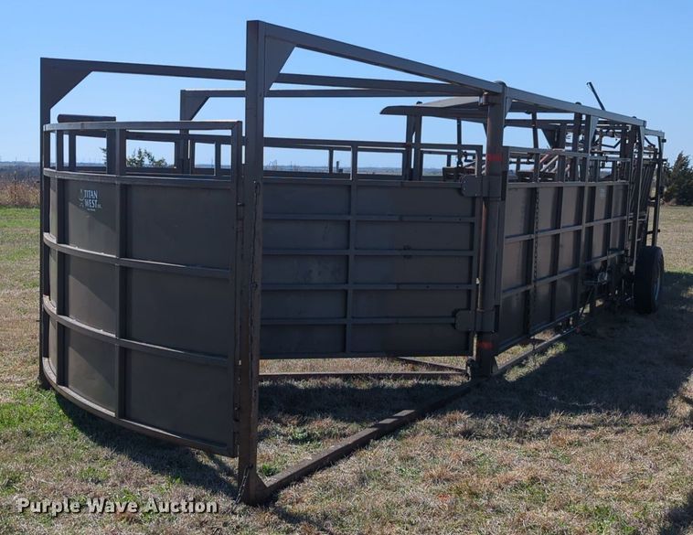 image for item NZ9328 Titan West  corral system