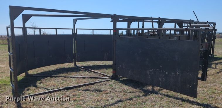 image for item NZ9328 Titan West  corral system