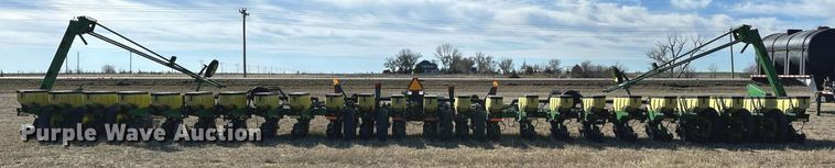 image for item OA9562 John Deere 1770 Conservation Max Emerge Plus planter