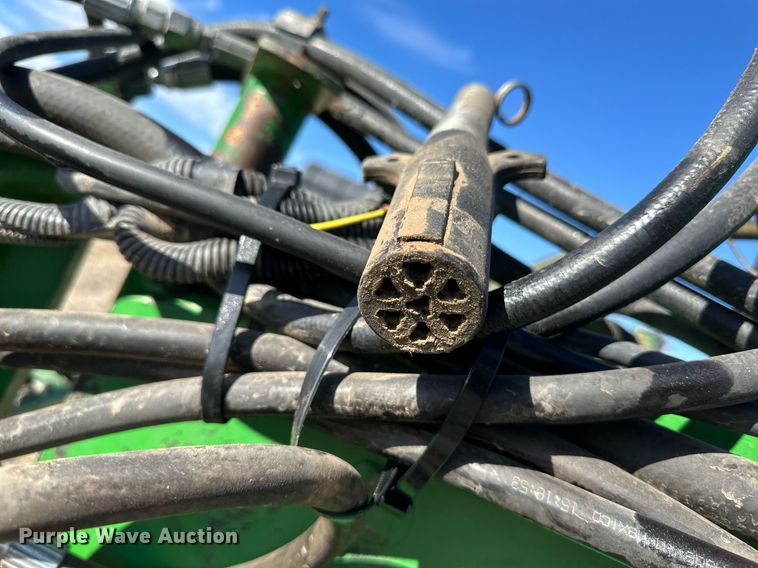 image for item OA9562 John Deere 1770 Conservation Max Emerge Plus planter