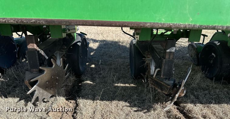 image for item OA9562 John Deere 1770 Conservation Max Emerge Plus planter