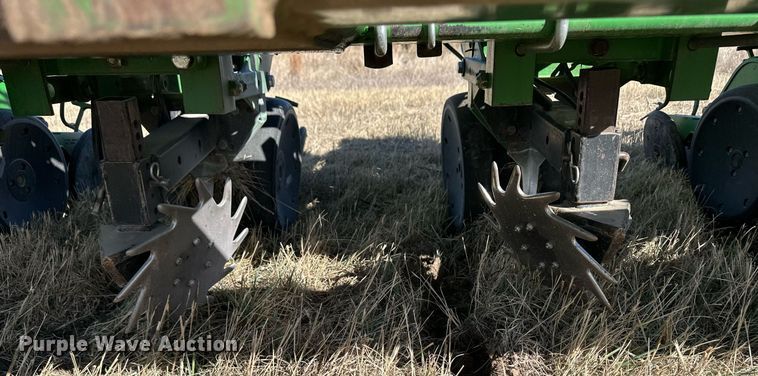 image for item OA9562 John Deere 1770 Conservation Max Emerge Plus planter