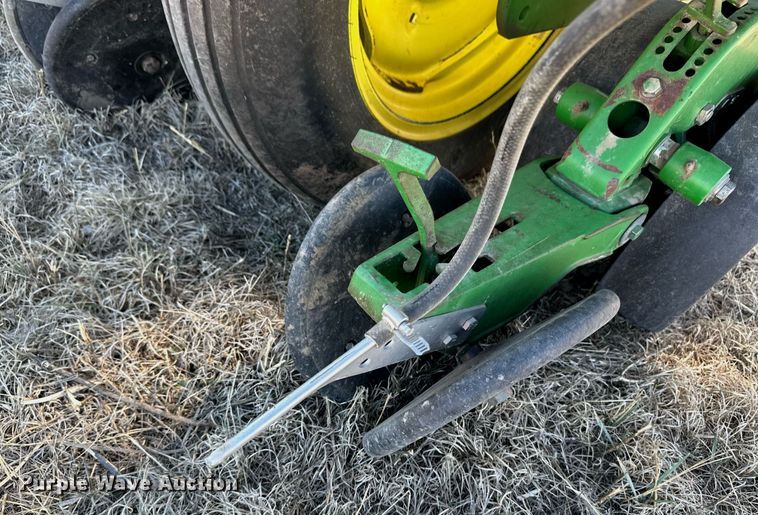 image for item OA9562 John Deere 1770 Conservation Max Emerge Plus planter