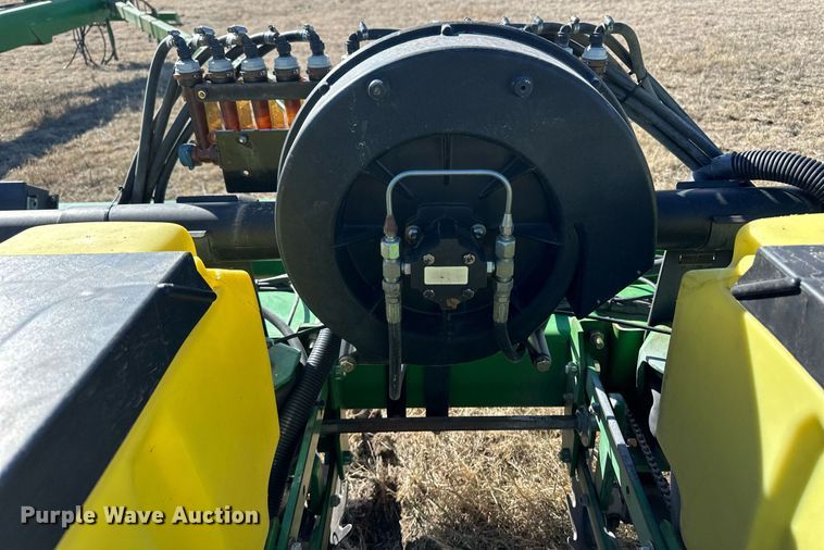 image for item OA9562 John Deere 1770 Conservation Max Emerge Plus planter