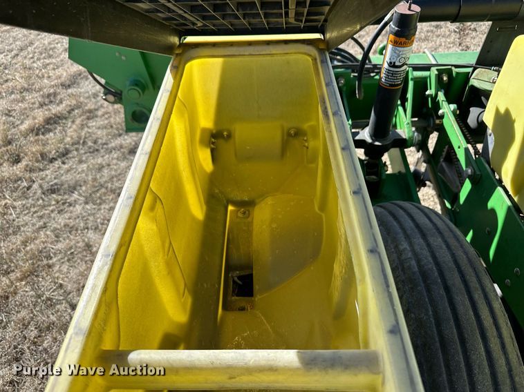 image for item OA9562 John Deere 1770 Conservation Max Emerge Plus planter