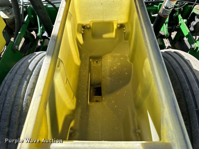 image for item OA9562 John Deere 1770 Conservation Max Emerge Plus planter