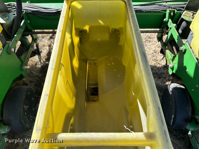 image for item OA9562 John Deere 1770 Conservation Max Emerge Plus planter