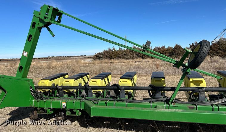 image for item OA9562 John Deere 1770 Conservation Max Emerge Plus planter