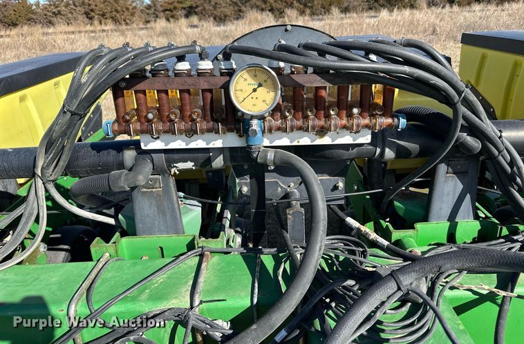 image for item OA9562 John Deere 1770 Conservation Max Emerge Plus planter