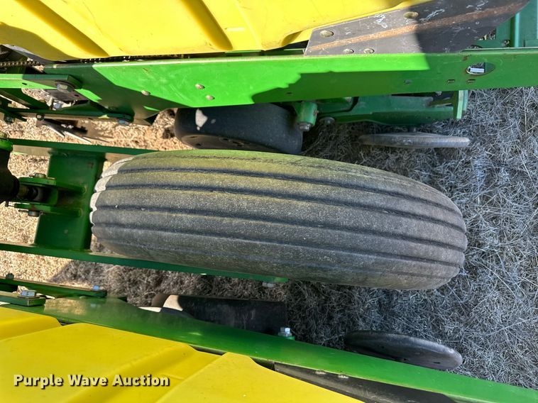 image for item OA9562 John Deere 1770 Conservation Max Emerge Plus planter