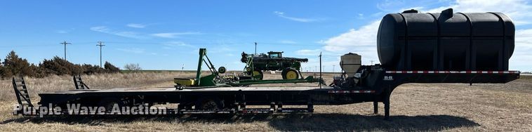 image for item OA9563 2007 Behnke sprayer trailer
