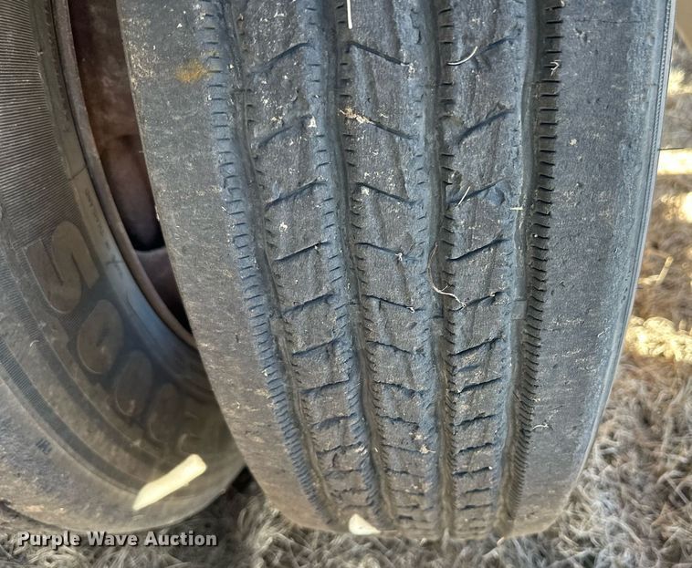 image for item OA9563 2007 Behnke sprayer trailer