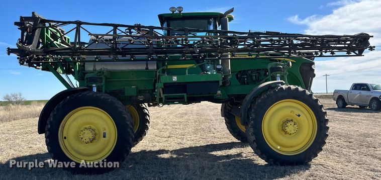 image for item OA9564 2009 John Deere 4730 sprayer