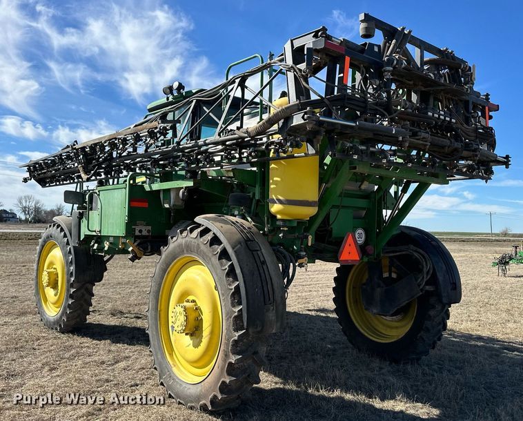 image for item OA9564 2009 John Deere 4730 sprayer