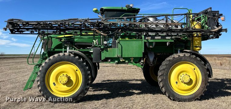 image for item OA9564 2009 John Deere 4730 sprayer