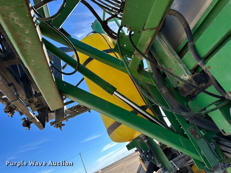 image for item OA9564 2009 John Deere 4730 sprayer