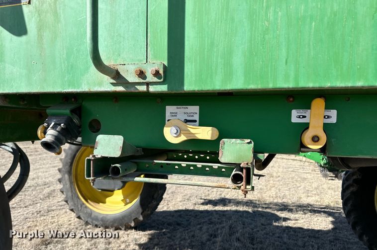 image for item OA9564 2009 John Deere 4730 sprayer