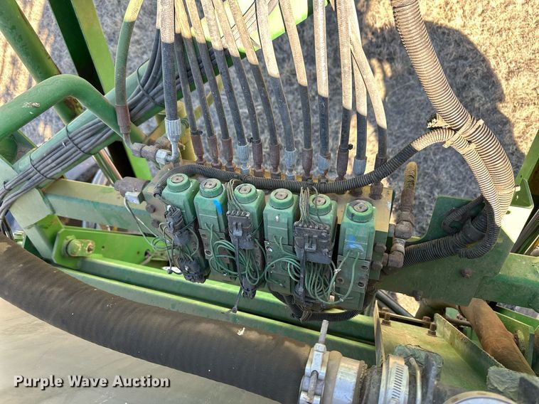 image for item OA9564 2009 John Deere 4730 sprayer