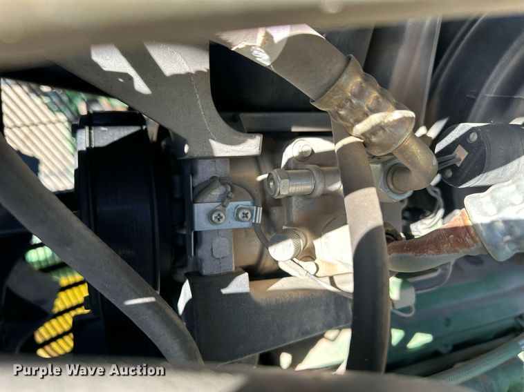 image for item OA9564 2009 John Deere 4730 sprayer