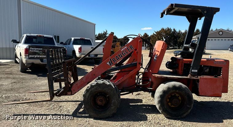 image for item OA9573 Willmar Wrangler wheel loader