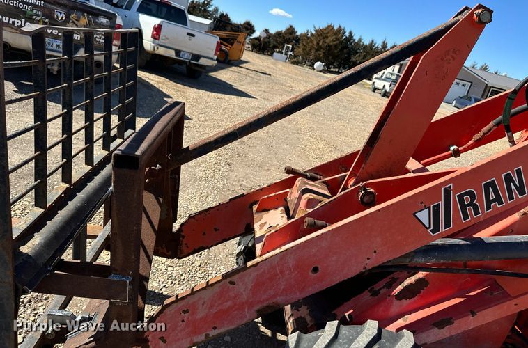 image for item OA9573 Willmar Wrangler wheel loader