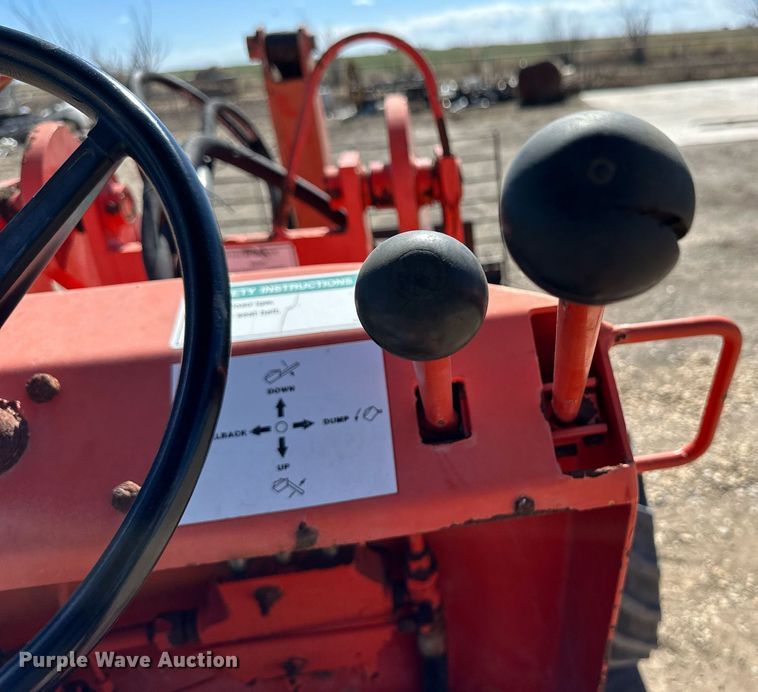 image for item OA9573 Willmar Wrangler wheel loader