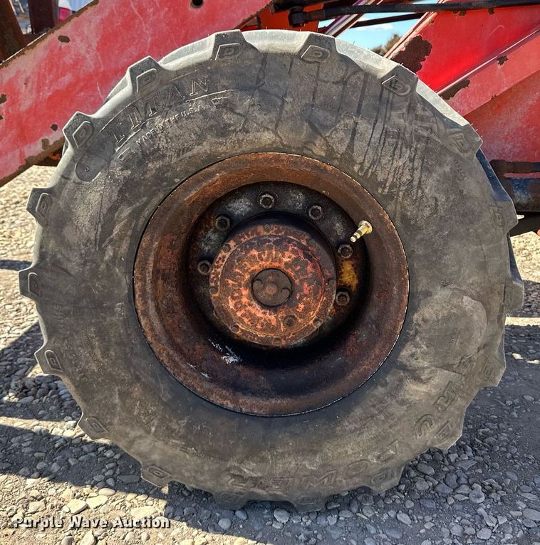 image for item OA9573 Willmar Wrangler wheel loader