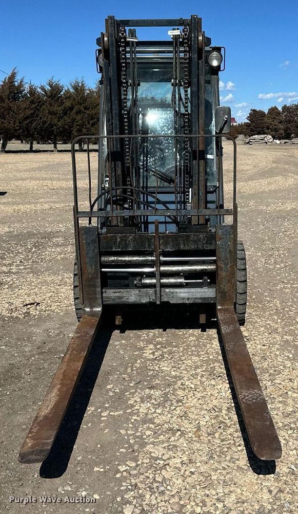 image for item OA9574 Toyota 8FGU30 forklift