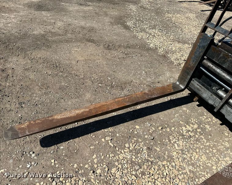 image for item OA9574 Toyota 8FGU30 forklift