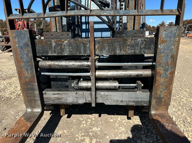 image for item OA9574 Toyota 8FGU30 forklift